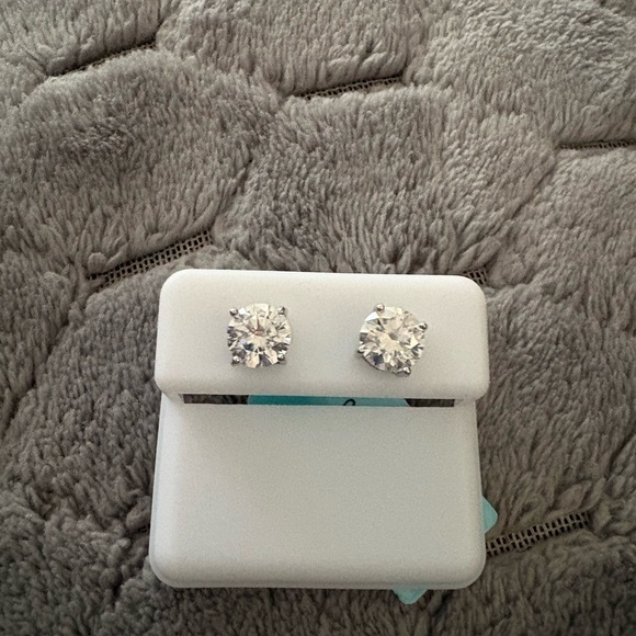 Elegant Silver Stud Earrings